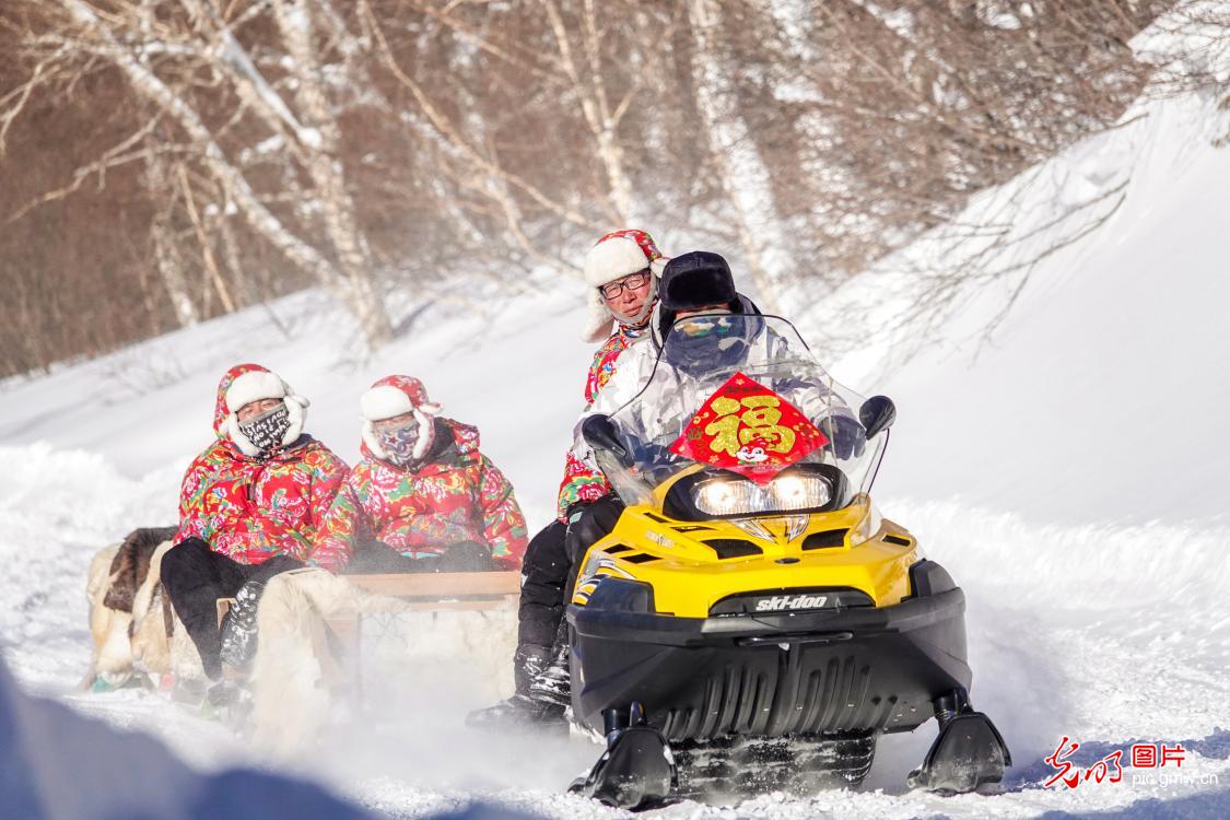 冰雪旅游“火热”持续